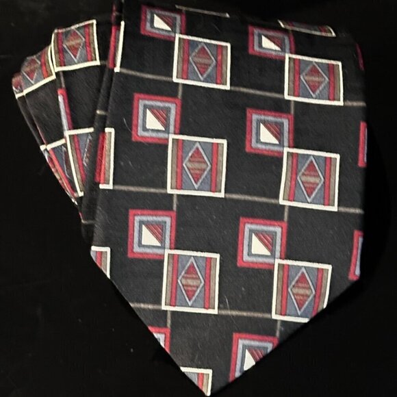 Arden Cravats Tie Gray White Red Black Neckwear Silk Modernist Stripes Business - Picture 1 of 3